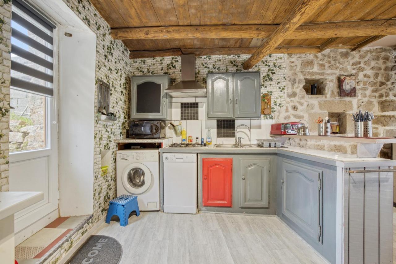Maison Charmante A Valprivas Avec Jardin Prive. ภายนอก รูปภาพ